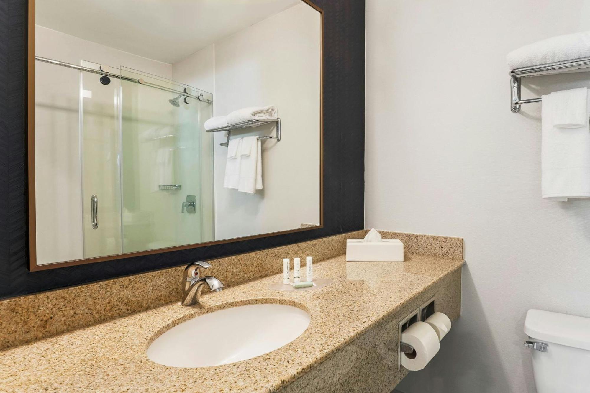Fairfield Inn And Suites By Marriott San Jose Airport Extérieur photo