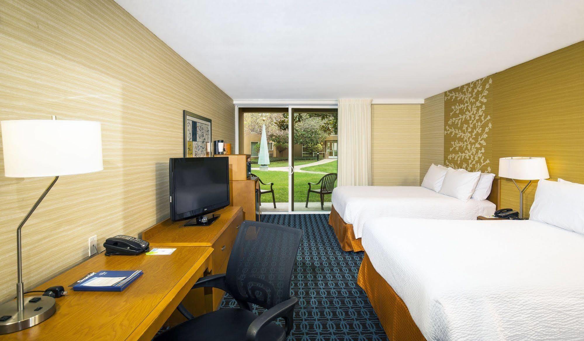 Fairfield Inn And Suites By Marriott San Jose Airport Extérieur photo
